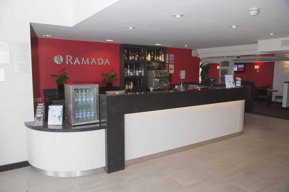 Готель Ramada Cambridge Fen Drayton Екстер'єр фото
